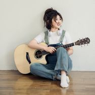 guitar亚楠抖音达人头像