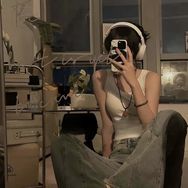 包包爱护肤抖音达人头像