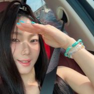 思思Sisi抖音达人头像