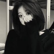 傻丫头抖音达人头像