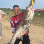 阿鼎钓鱼抖音达人头像