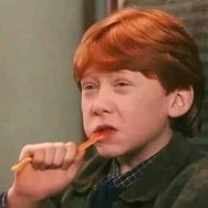 胡仔一人食抖音达人头像