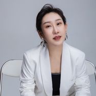 海燕瞰天下抖音达人头像
