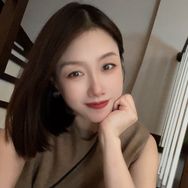 颖姿衣舍时尚穿搭抖音达人头像