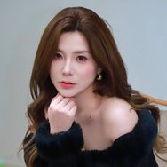 Yelo烨宝（发财版抖音达人头像