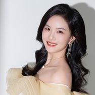 女中音彭彭抖音达人头像