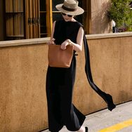 香港仓(中環集团)抖音号头像