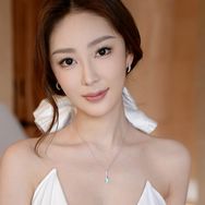 LULU高定饰服抖音号头像