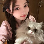 洛洛有猫抖音达人头像