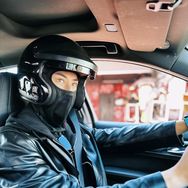 玩车奶爸抖音达人头像