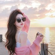 花开半夏抖音达人头像