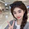 卖窗帘老板娘 子六抖音达人头像