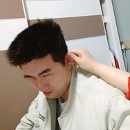 樊一帆日记（发财版）抖音达人头像