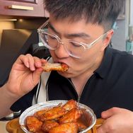 嘎嘎会吃的姐夫抖音达人头像