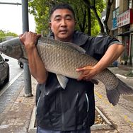爱钓鱼的小李抖音达人头像