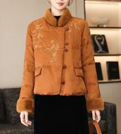 子兮轻奢女装私服抖音达人头像