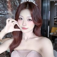 甜米（重生之我在抖音卖美瞳）抖音达人头像