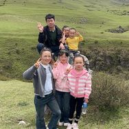 小徐一家🏠建房中抖音达人头像