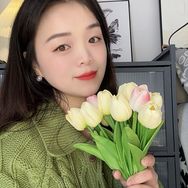 悠悠来财💰抖音达人头像