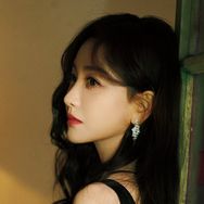 杨蓉抖音头像