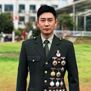 戎创雷校官方号抖音达人头像
