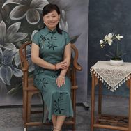 明姐奇谈抖音达人头像
