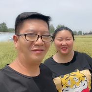 胖妞与大叔日常（美食好物分享）抖音达人头像