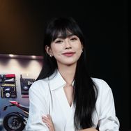 玩车小师妹抖音达人头像