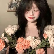 @润季🚩抖音达人头像