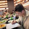 一人逸食抖音达人头像