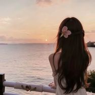 ෆ奶糖财喵-沐澜🌊抖音达人头像