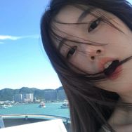 甜余-杜媛春子抖音达人头像