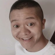 小唐😀抖音达人头像