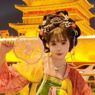 甜胚子抖音达人头像