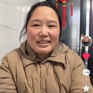 阿暖的200斤（已减40斤）抖音达人头像