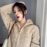 是周不是粥_抖音达人头像