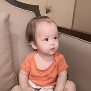 小Amy🍎抖音达人头像