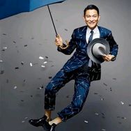👑蒋纬国 单身抖音达人头像