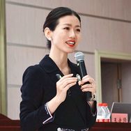 佩仪说礼抖音达人头像
