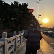 阿向的小米su7抖音达人头像