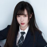 腐团儿Ikaros抖音达人头像