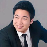 董哥辣评抖音达人头像