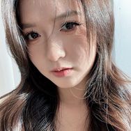 张亿姗.抖音达人头像