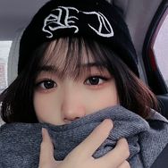 杉衫孕期穿搭抖音达人头像