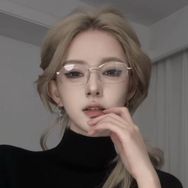 麻辣虾尾尾抖音达人头像