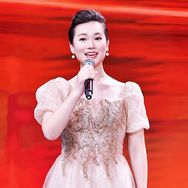 翟老师教唱歌抖音达人头像