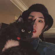 三吉黑花抖音达人头像