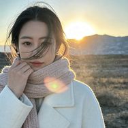 婷小鹿🦌抖音达人头像