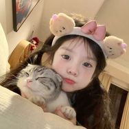 ˚椰子比耶ⁿᵃ抖音达人头像