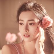 罗斯露Rose抖音达人头像